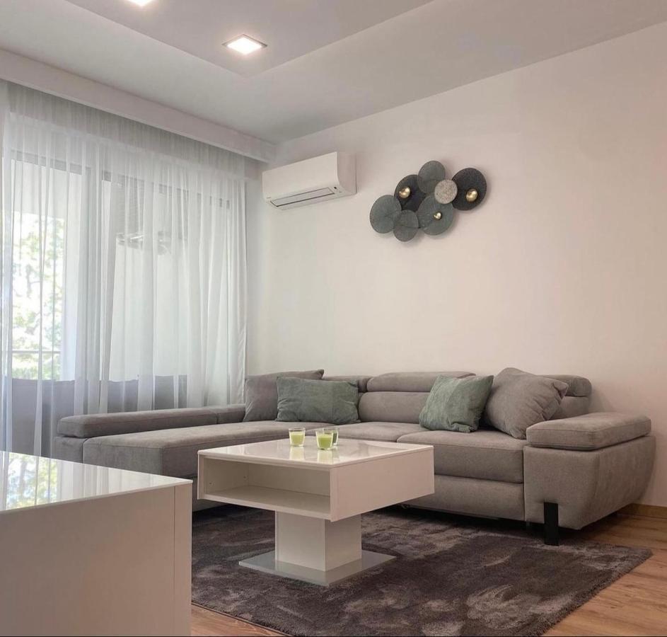 Sunshine Homes Zamardi Exterior photo